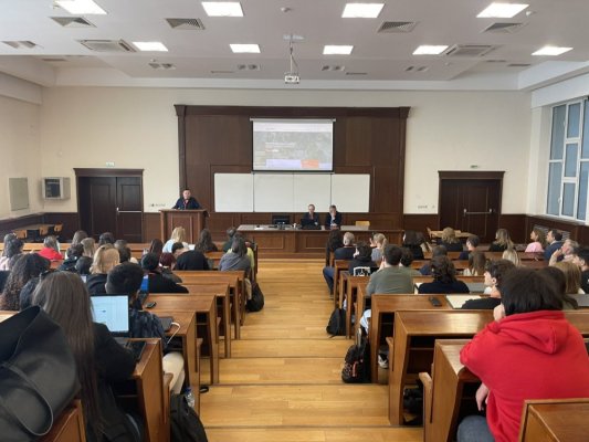 Официално откриване на международната интензивна програма 